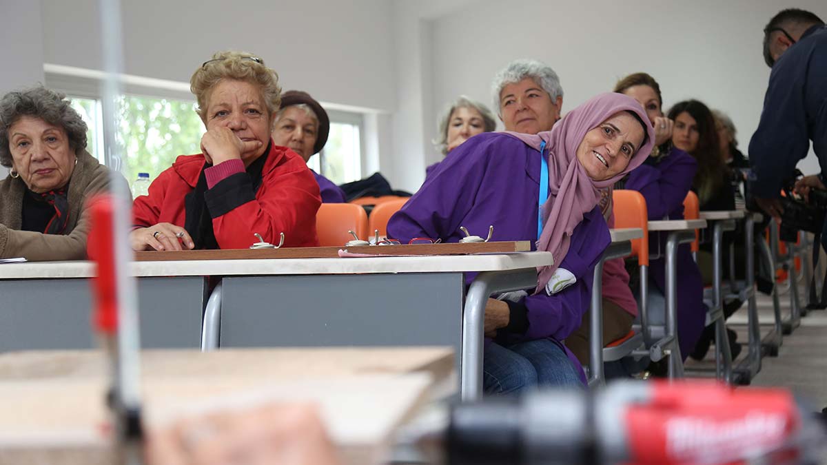 60 yaş üstü üniversiteliler pandemiyi değerlendirdi