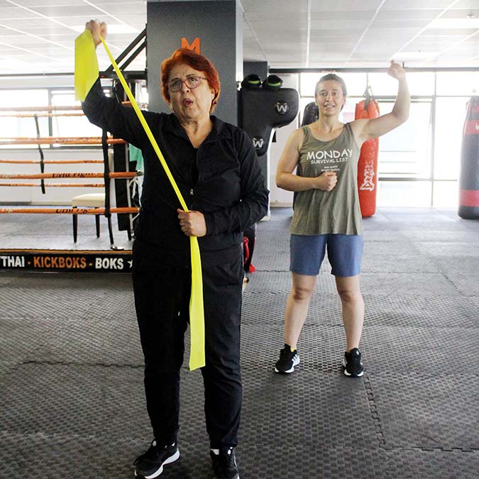 Parkinson hastalığını boksla yendi