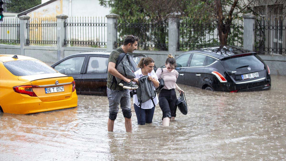 AFAD'dan 21 il için kuvvetli yağış uyarısı