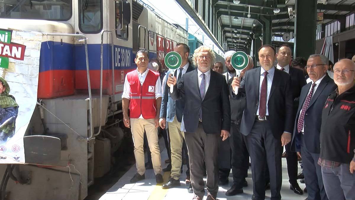 Afganistan'a insani yardım treni