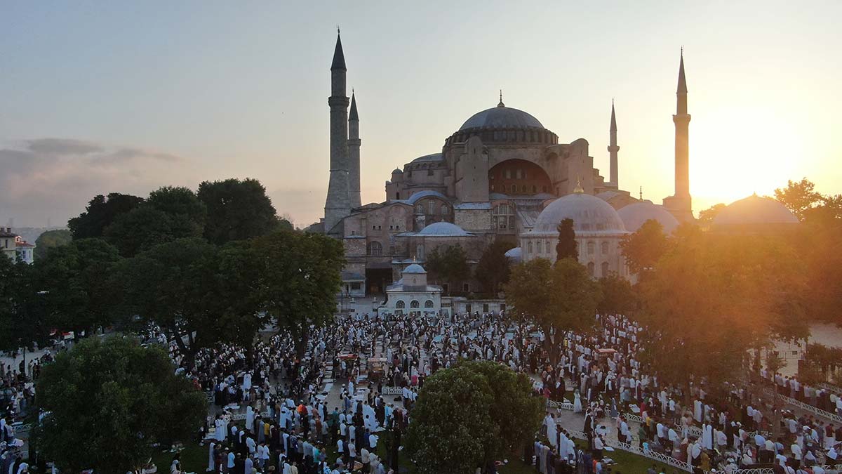Ayasofya'da Kurban Bayramı namazı kılındı