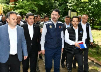 Bakan Kurum, selin vurduğu Karabük'te