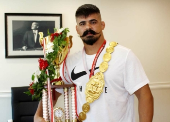 Başpehlivan Cengizhan Şimşek sözünü tuttu