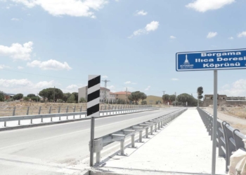 Bergama Ilıca Deresi'nin yeni köprüsü hazır