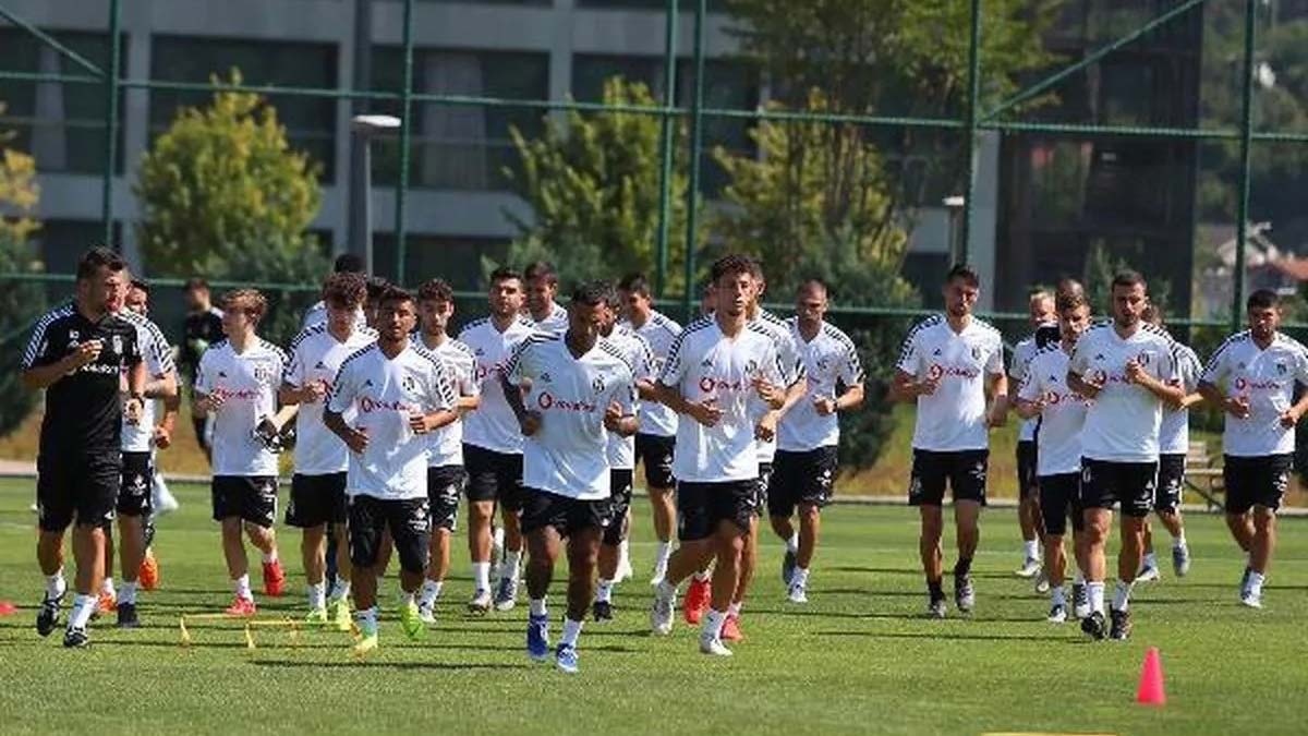 Beşiktaş'ın Avusturya kampı kadrosu belli oldu
