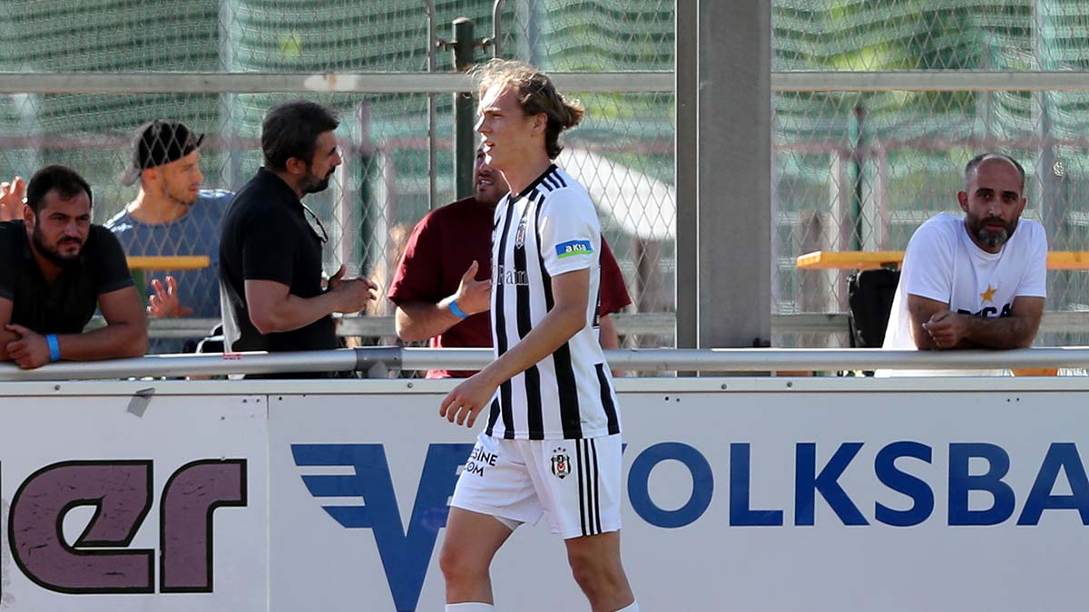 Beşiktaş'ta Serdar Saatçı kadro dışı bırakıldı