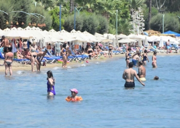 Bayramda Bodrum plajlarında yoğunluk oluştu