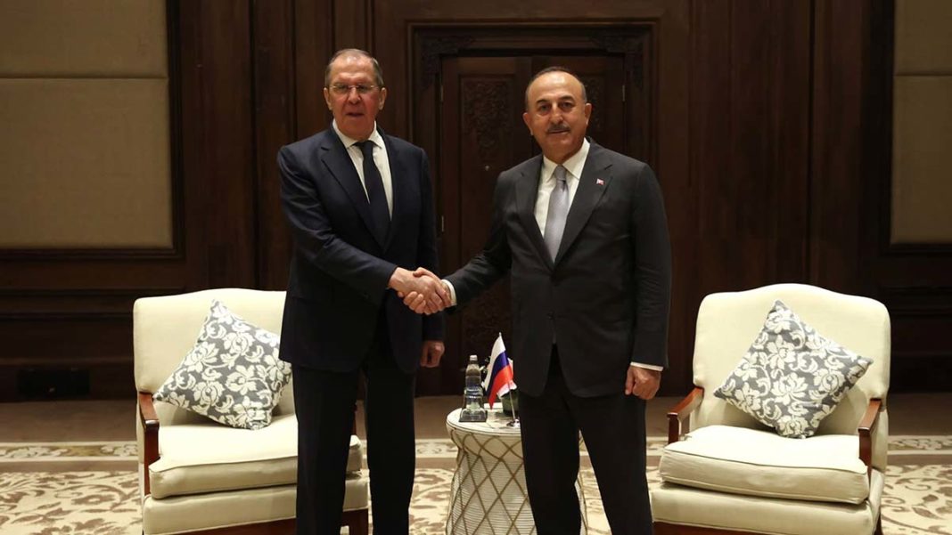 Çavuşoğlu, Rusya Dışişleri Bakanı ile görüştü