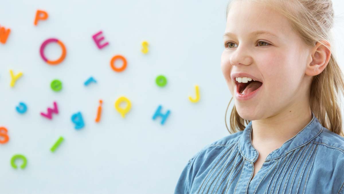 Çift dil öğrenerek yetişen çocuklar avantajlı