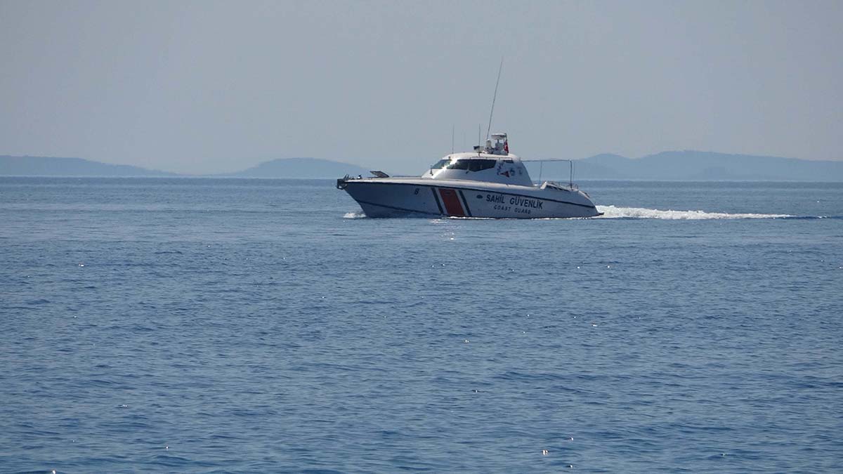 Denizde kaybolan balıkçı aranıyor