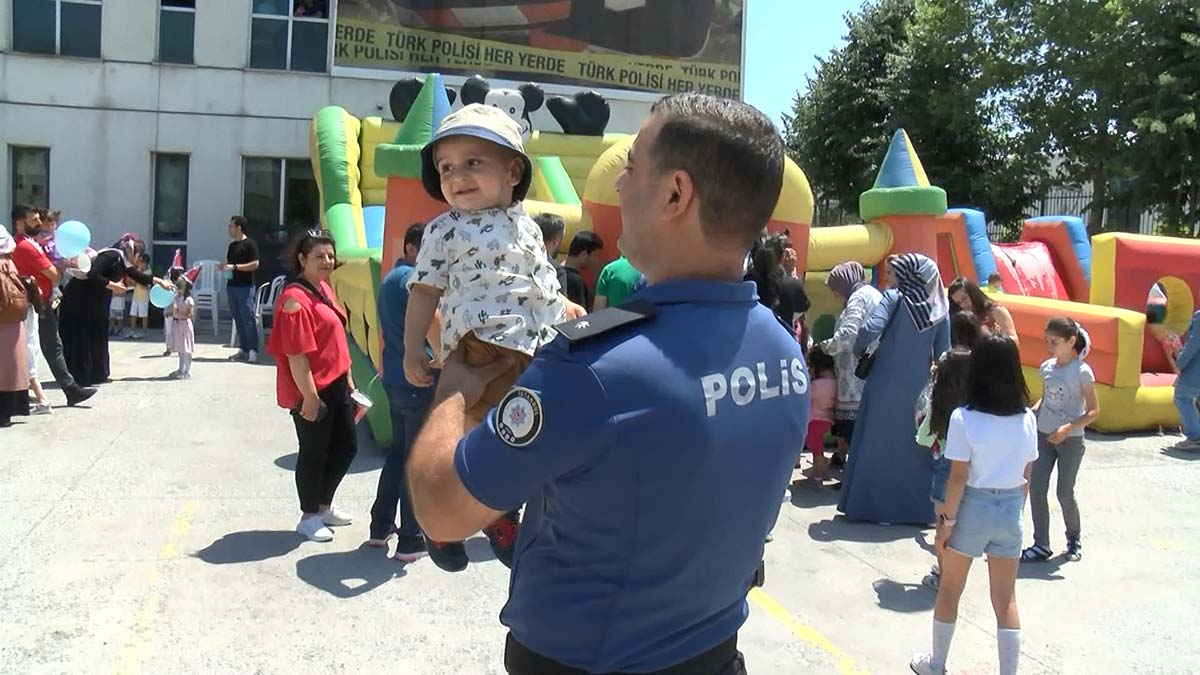 Emniyet Müdürlüğü'nde şehit çocuklarına etkinlik