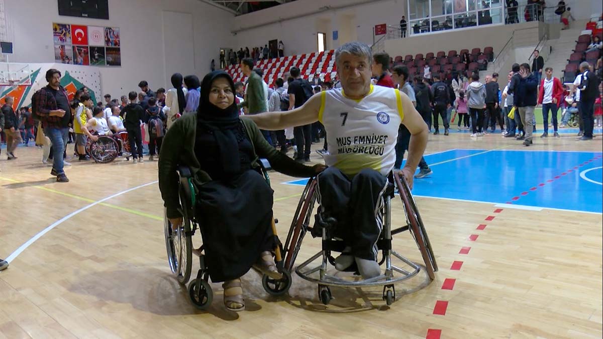 Engelli çiftin yaşam azmi