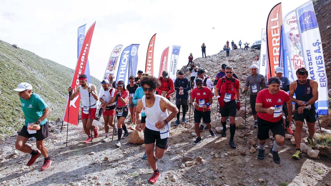 Erciyes Ultra Sky Trail Dağ Maratonu başladı