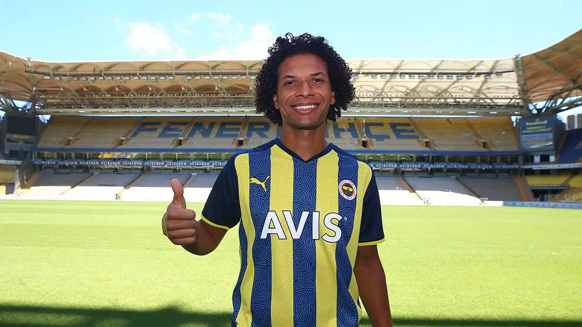 Fenerbahçe, willian arao ile sözleşme imzaladı