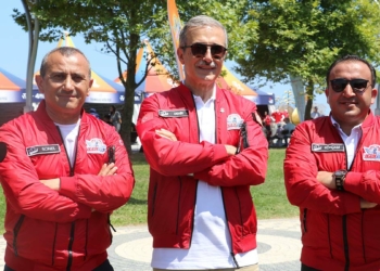 'Gençlik Türkiye'nin geleceğini inşa edecek'