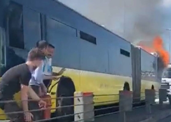 Haliç Köprüsü'nde metrobüs yangını