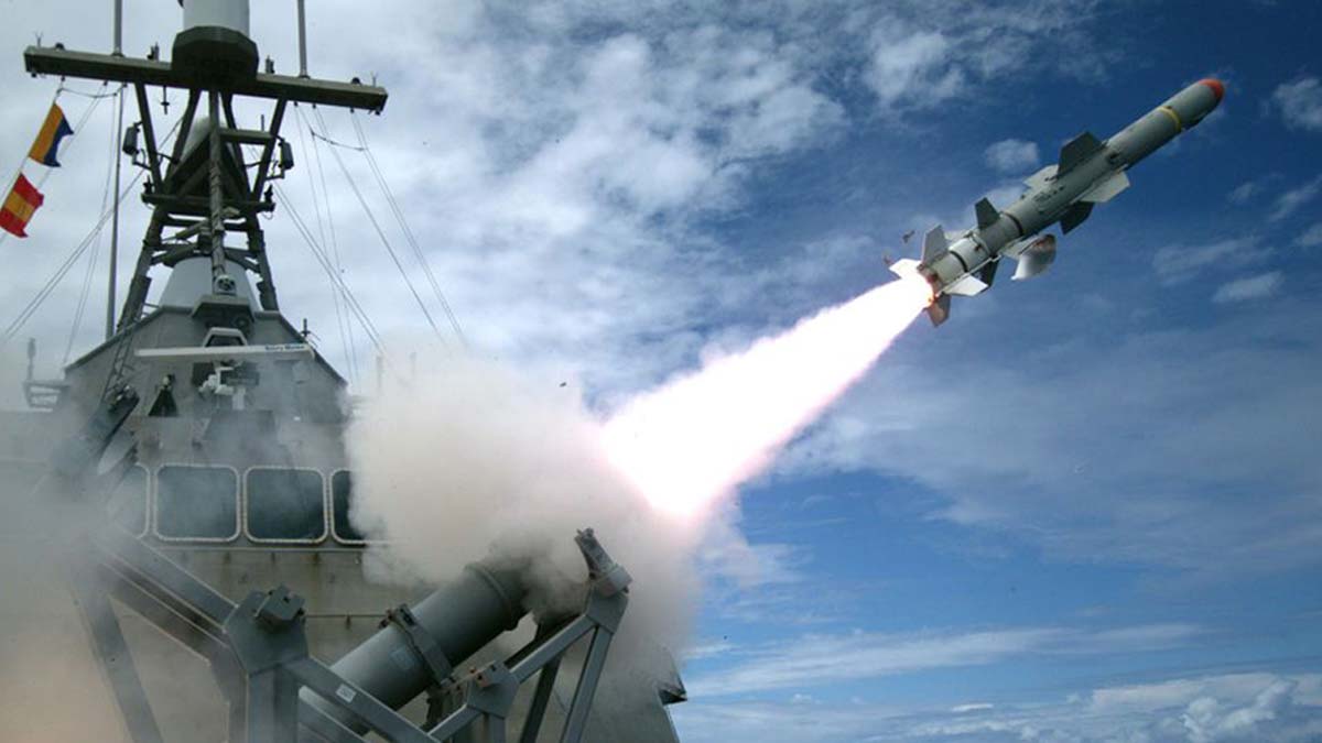 Harpoon tipi gemisavar füzeleri vuruldu