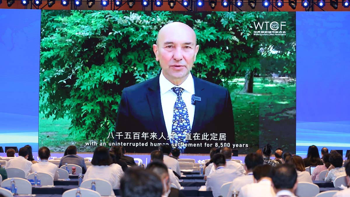 İzmir'in kültürel mirasını dünyaya sunuyoruz