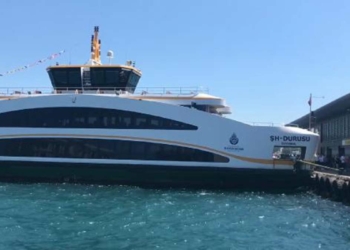 Karaköy'de vapur iskeleye çarptı: 7 yaralı