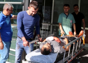 Kayseri'de acemi kasaplar hastaneye koştu