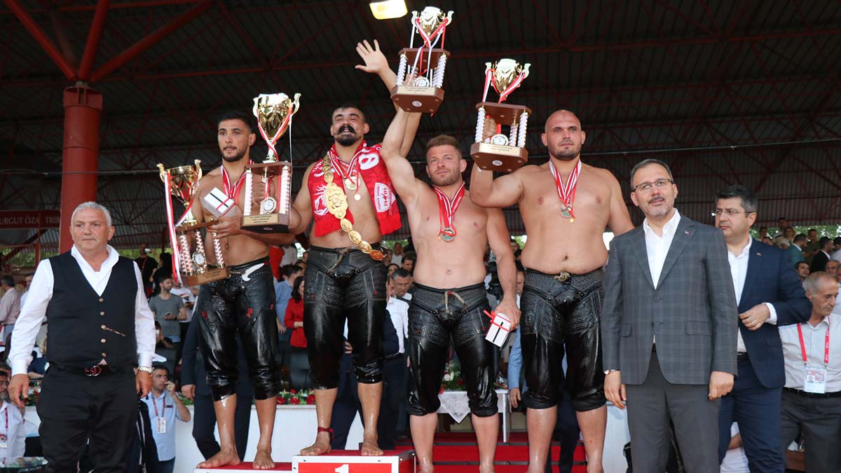 Kırkpınar'da dereceye giren pehlivanlar
