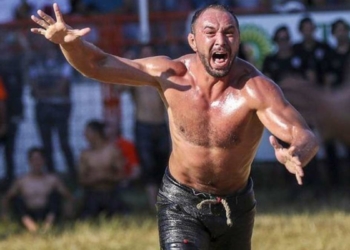 Kırkpınar'da sürpriz; Ali Gürbüz elendi