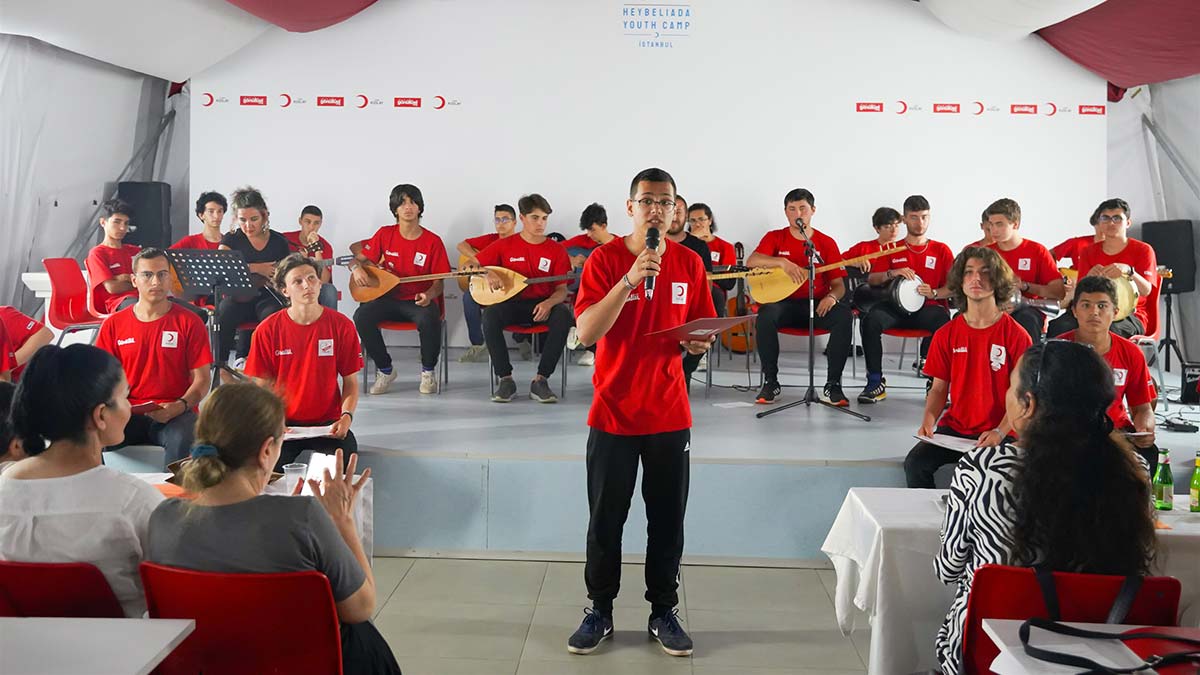 Kızılay Kampları'nda gençlere yönelik eğitim