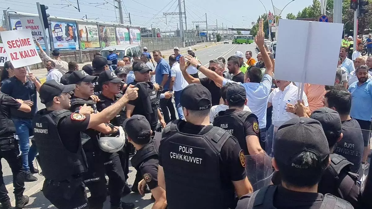 Kocaelide serviscilerden p plaka eylemi 1 - yerel haberler - haberton