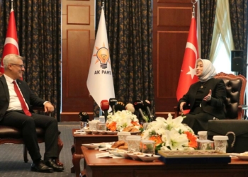 'Muhalefet ile olmaktan mutluluk duyuyorum'