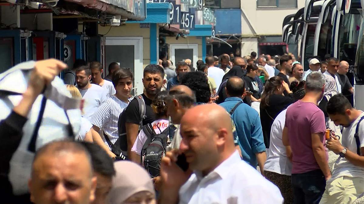 Otogarda yoğunluk; polis denetim yaptı