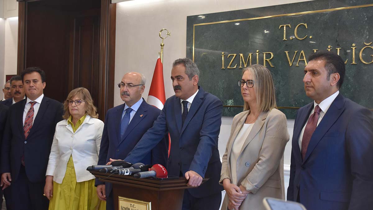 Özer: İzmir'e yatırımı 5,1 milyara çıkarıyoruz