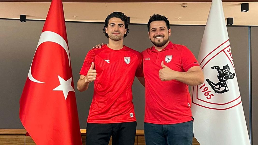 Samsunspor, Ahmet Sagat ile sözleşme imzaladı