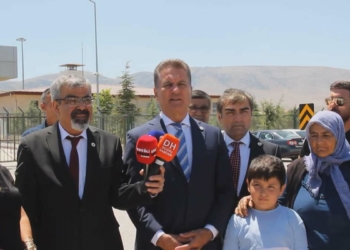 Sarıgül: Tüm kamuda TOGG kullanılmalı