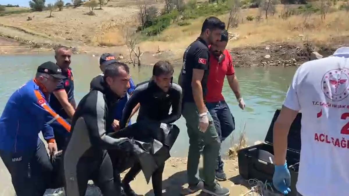 Serinlemek için göle giren kız kardeşler boğuldu