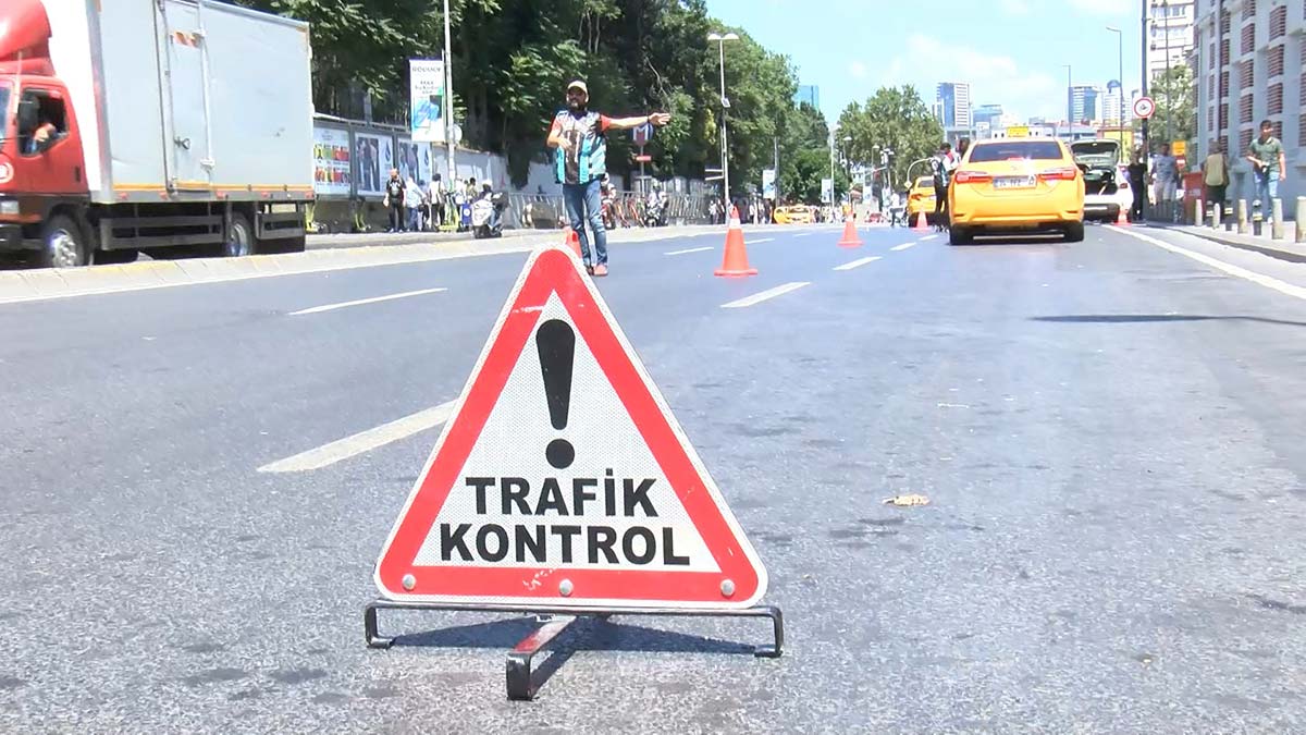 Şişli'de taksilere denetim yapıldı