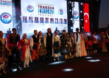 Trabzon'da, 'Uluslararası Horon Festivali'