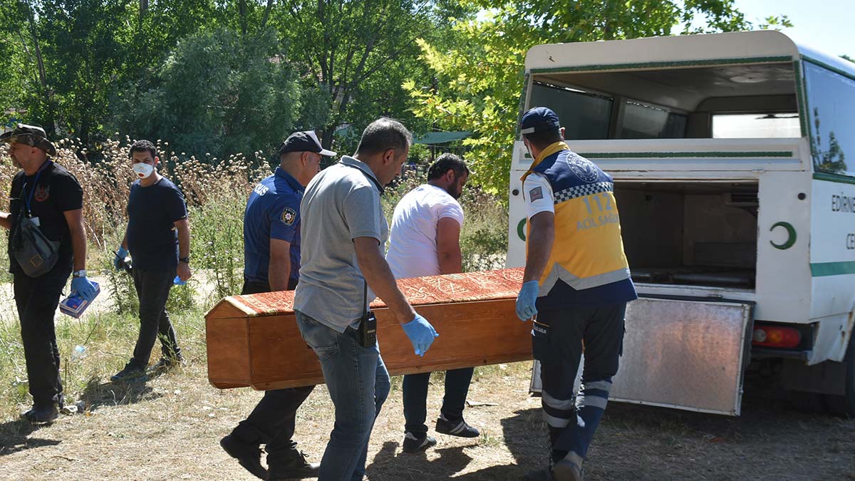 Tunca Nehri'nde erkek cesedi bulundu