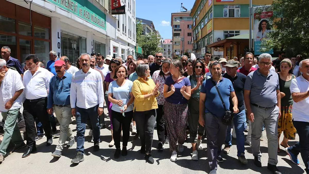 Tuncelideki festivalin iptal kararina tepki 2 - yerel haberler - haberton