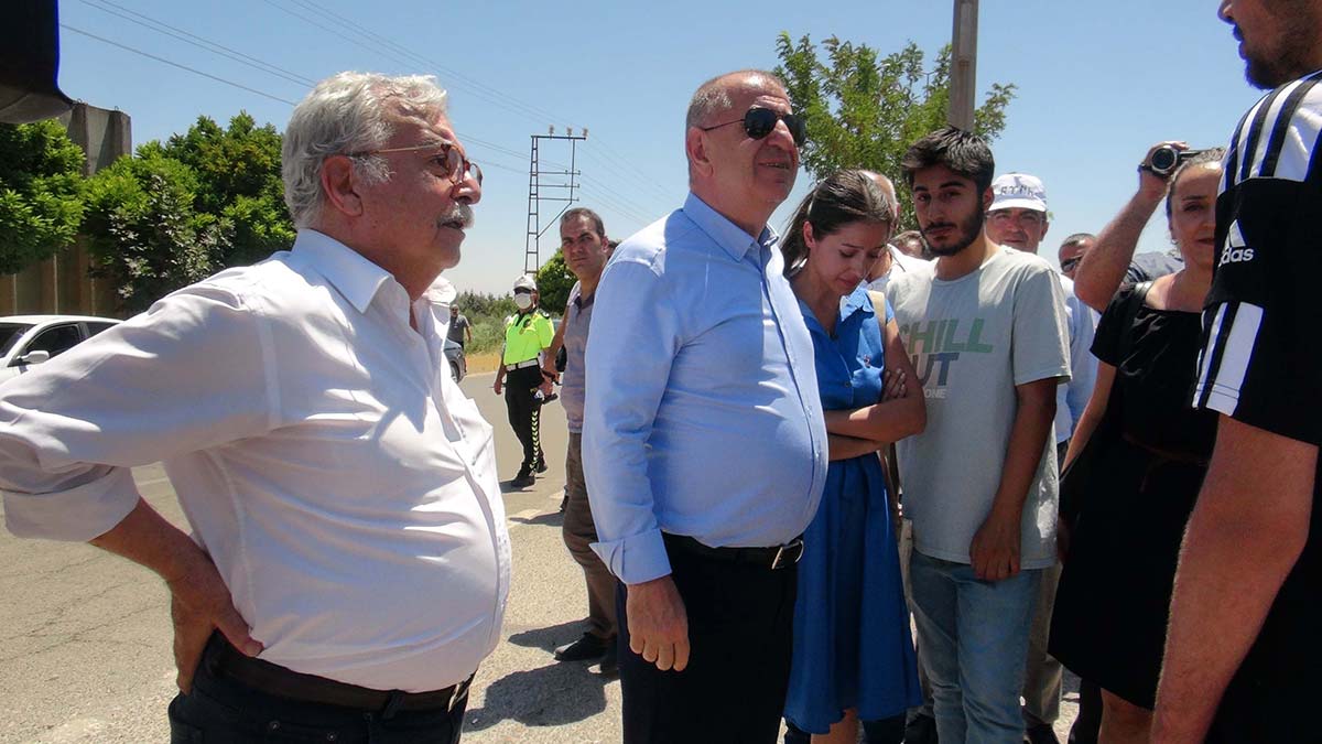 Ümit Özdağ Kilis'te sınır hattına gitti
