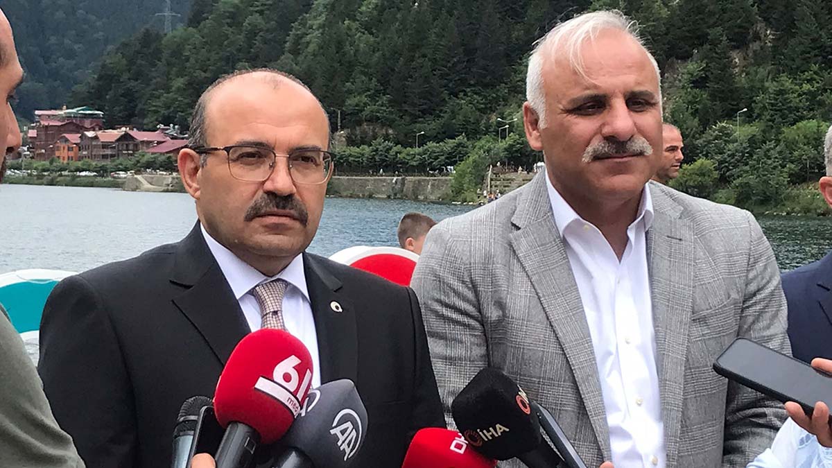 Vali Ustaoğlu: Arap düşmanlığını kınıyoruz
