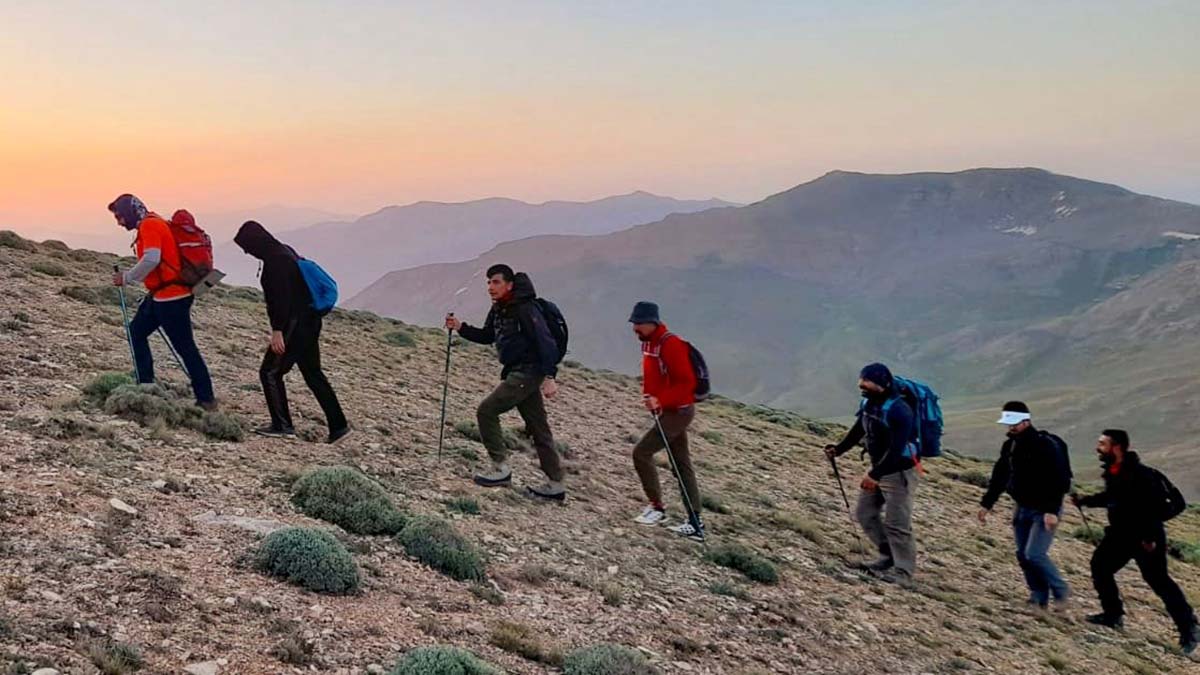 Van'da 15 Temmuz şehitleri için zirve tırmanışı