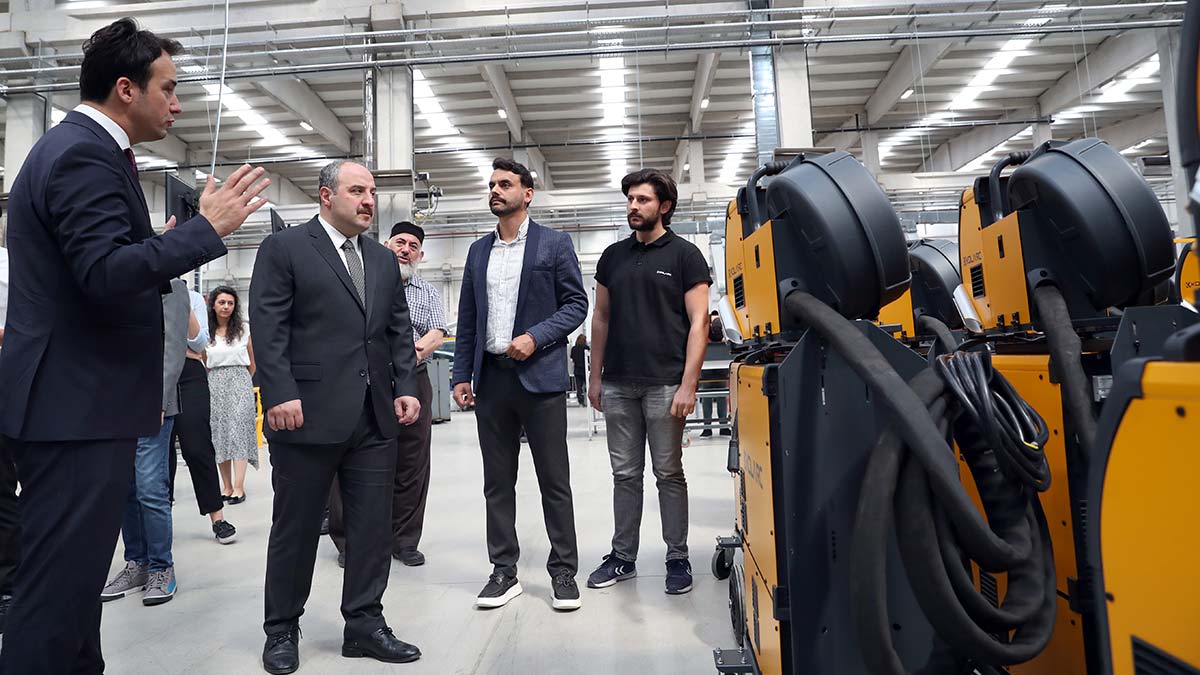 Varank: İnverter yatırımları Türkiye'de artacak