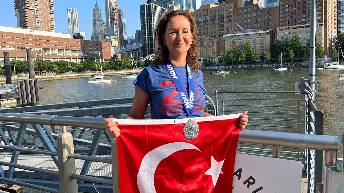Yasemin Bagana'dan New York'ta büyük başarı