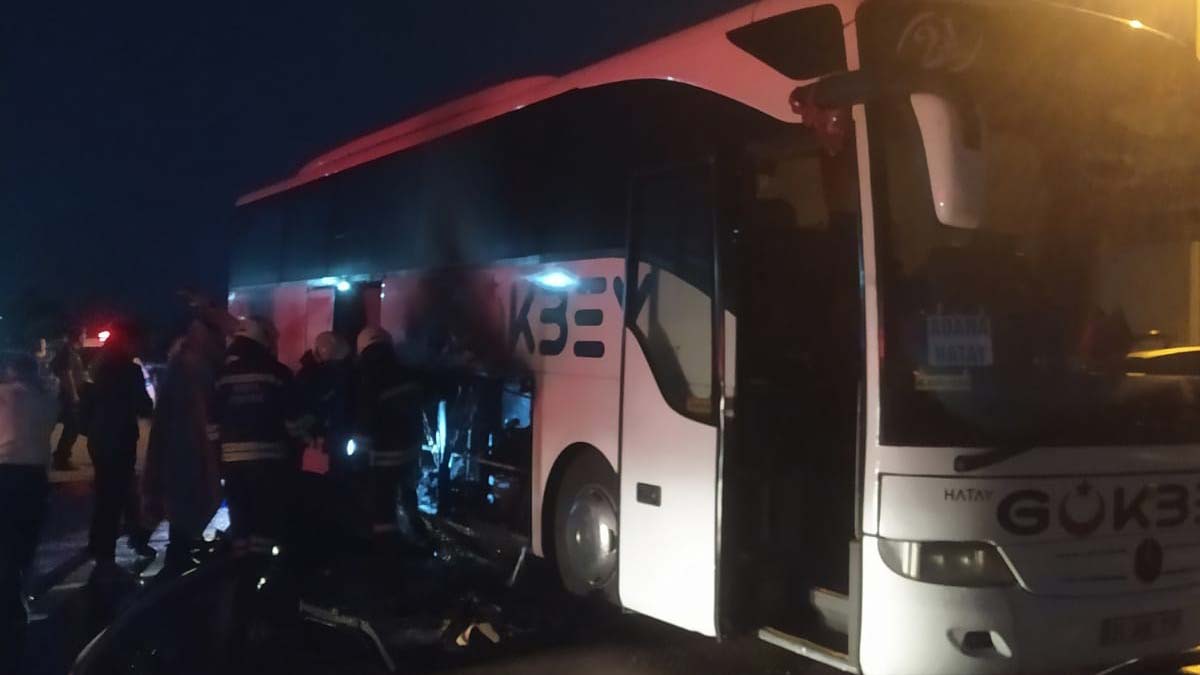 Yolcu otobüsünde çıkan yangın söndürüldü