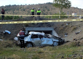 Yozgat'ta otomobil menfeze düştü: 1 ölü, 2 yaralı