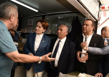 Meral Akşener Ankara'da esnafın derdini dinledi