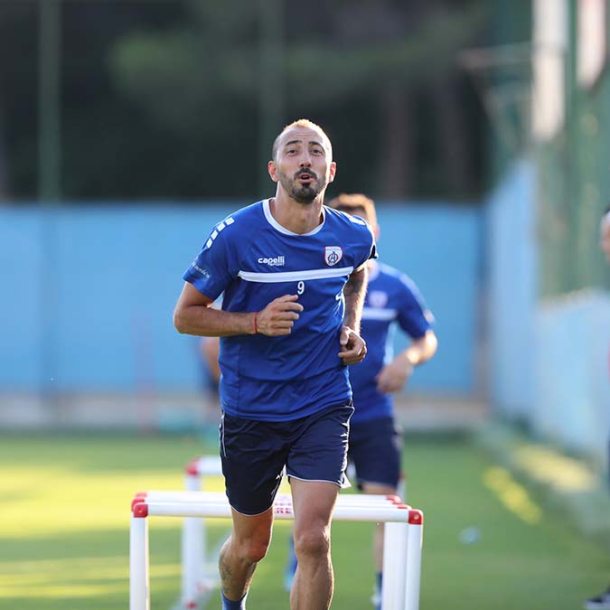 Altınordu, kulüp tarihine geçmek istiyor