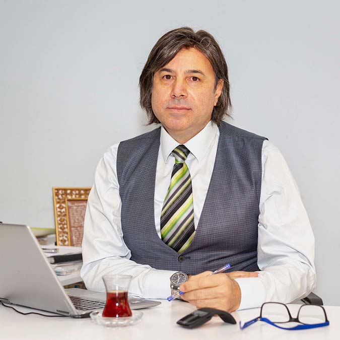 Turizm sektörünün Türkiye'deki en önemli kenti Antalya'da haziranda yeni rekorlar kırıldı. Yılın ilk 6 ayında 4 milyon 284 bin turist ağırlanan kentte, haziranda ise 1 milyon 875 bin turiste ulaşıldı.