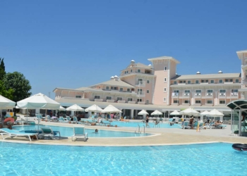 Antalya'daki otellerin tamamı doldu