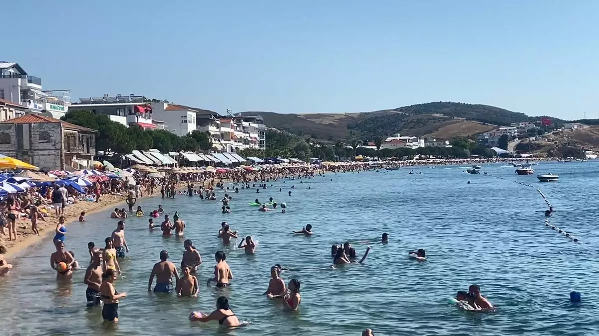 Ekinlik ve marmara adası'na ziyaretçi akını